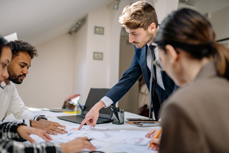 Why should annual bills appear in a monthly budget? Why should annual bills appear in a monthly budget?